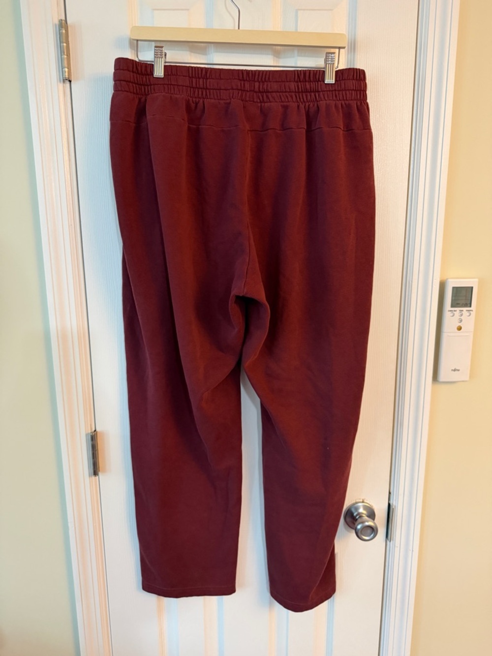 adidas Men's Maroon sweatpants Pants - Picture 5 of 7